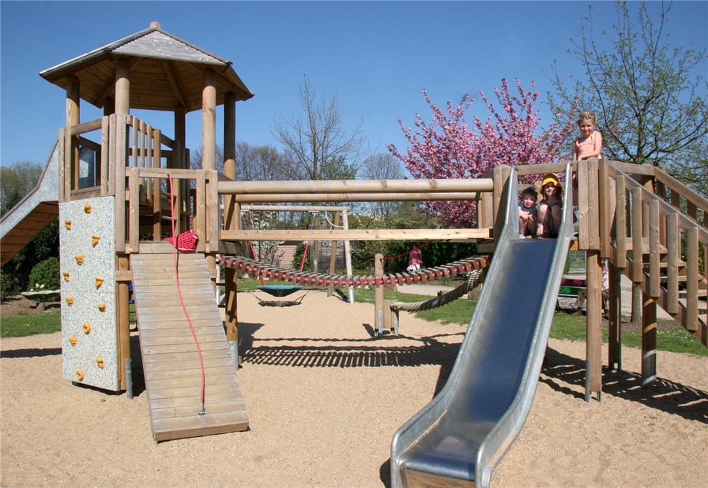 Spielplatz (Mai 2007)