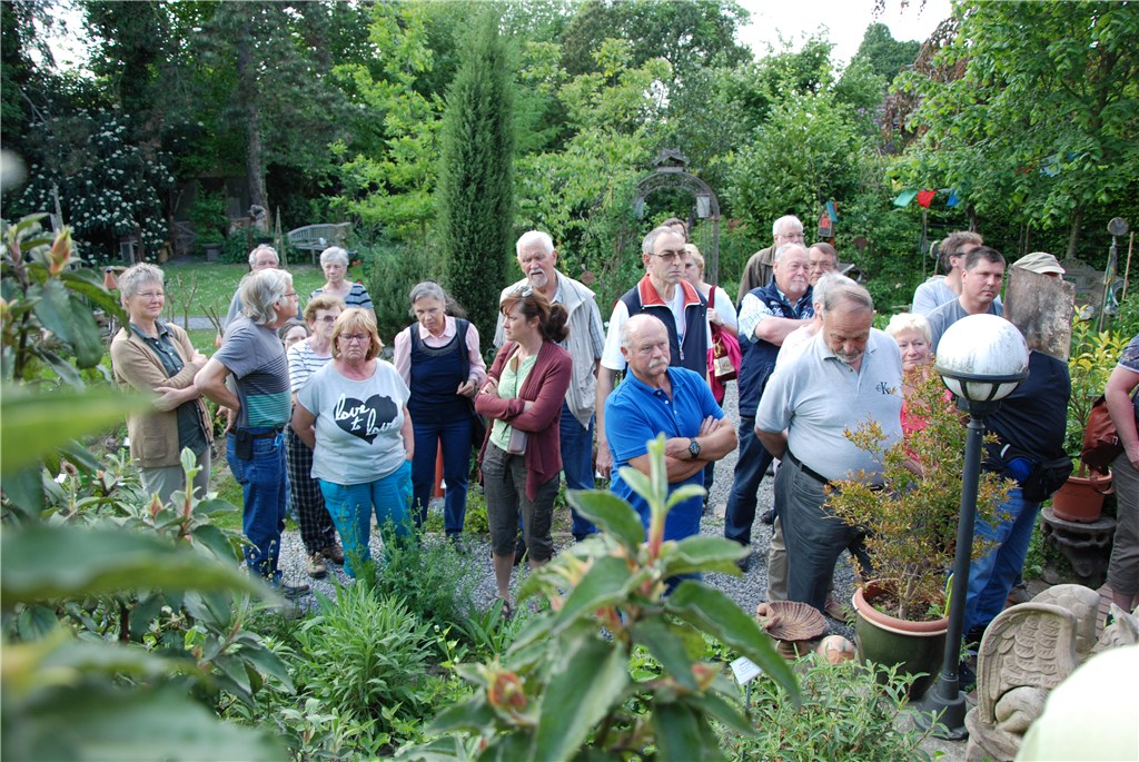 Fachberatung: Heilpflanzengarten des Heilpraktikers Peter Germann (Mai 2016)